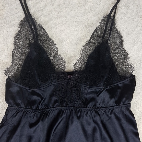 VS Very Sexy Chantilly Lace Babydoll - S - Picture 2 of 8